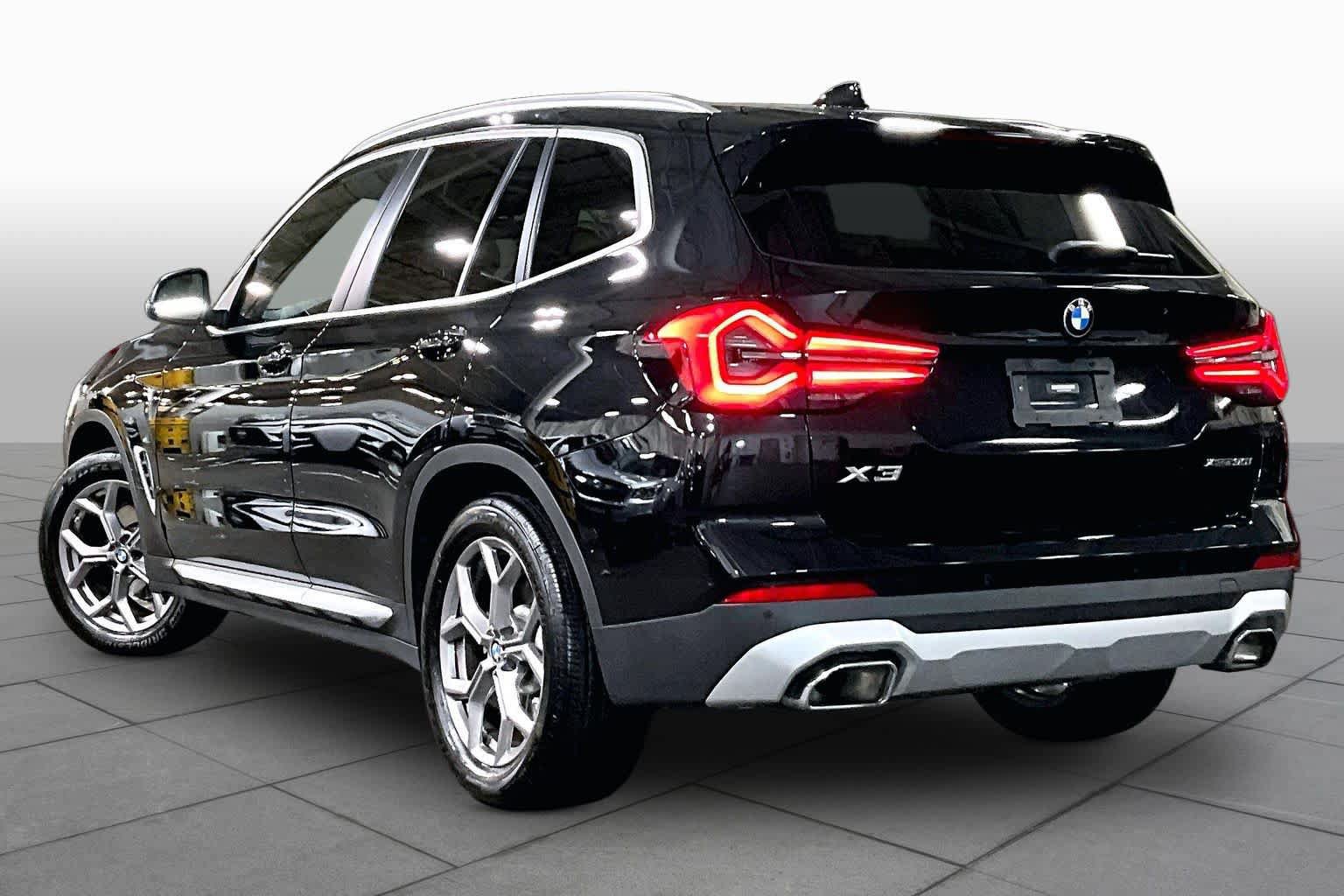 Used 2022 BMW X3 xDrive30i w/ Premium Package 2 (ZPA) AWD/4WD image 12