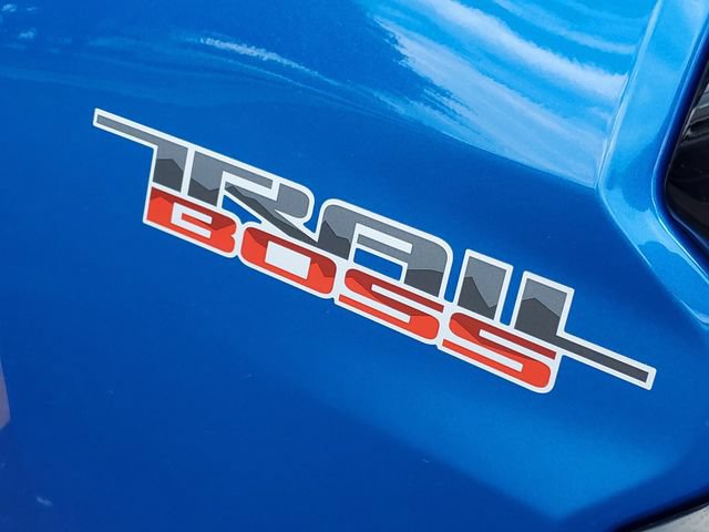 Certified 2023 Chevrolet Colorado Trail Boss w/ Technology Package AWD/4WD image 6