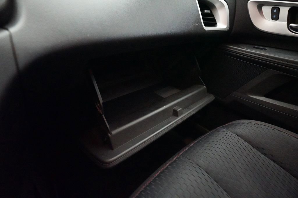 Used 2013 Chevrolet Equinox LS image 28