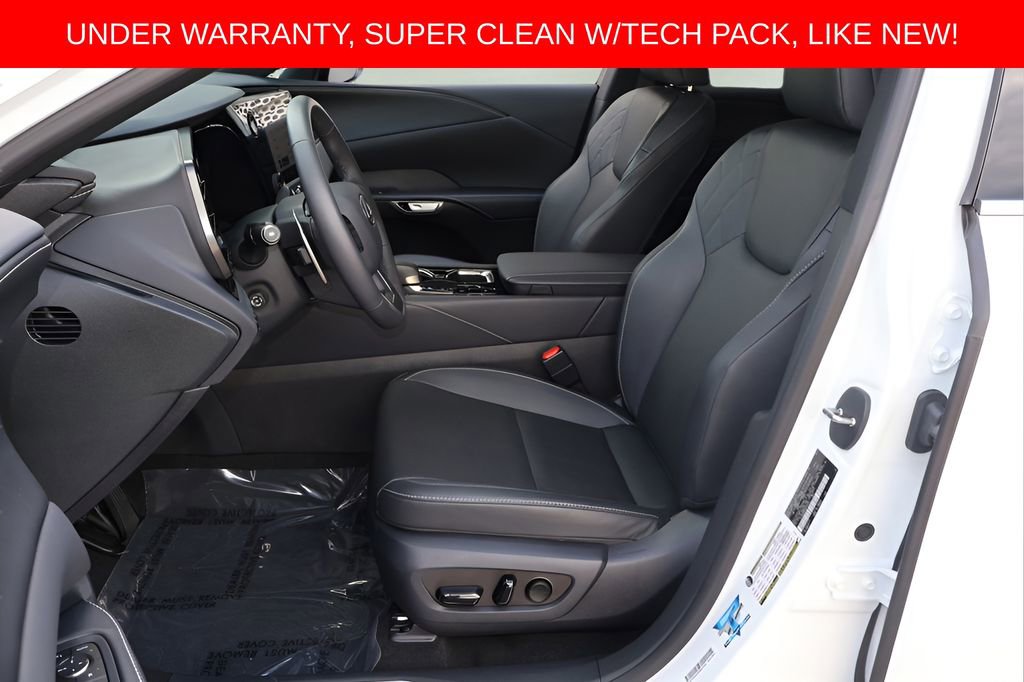 Used 2024 Lexus RX 350 FWD w/ Technology Package image 11