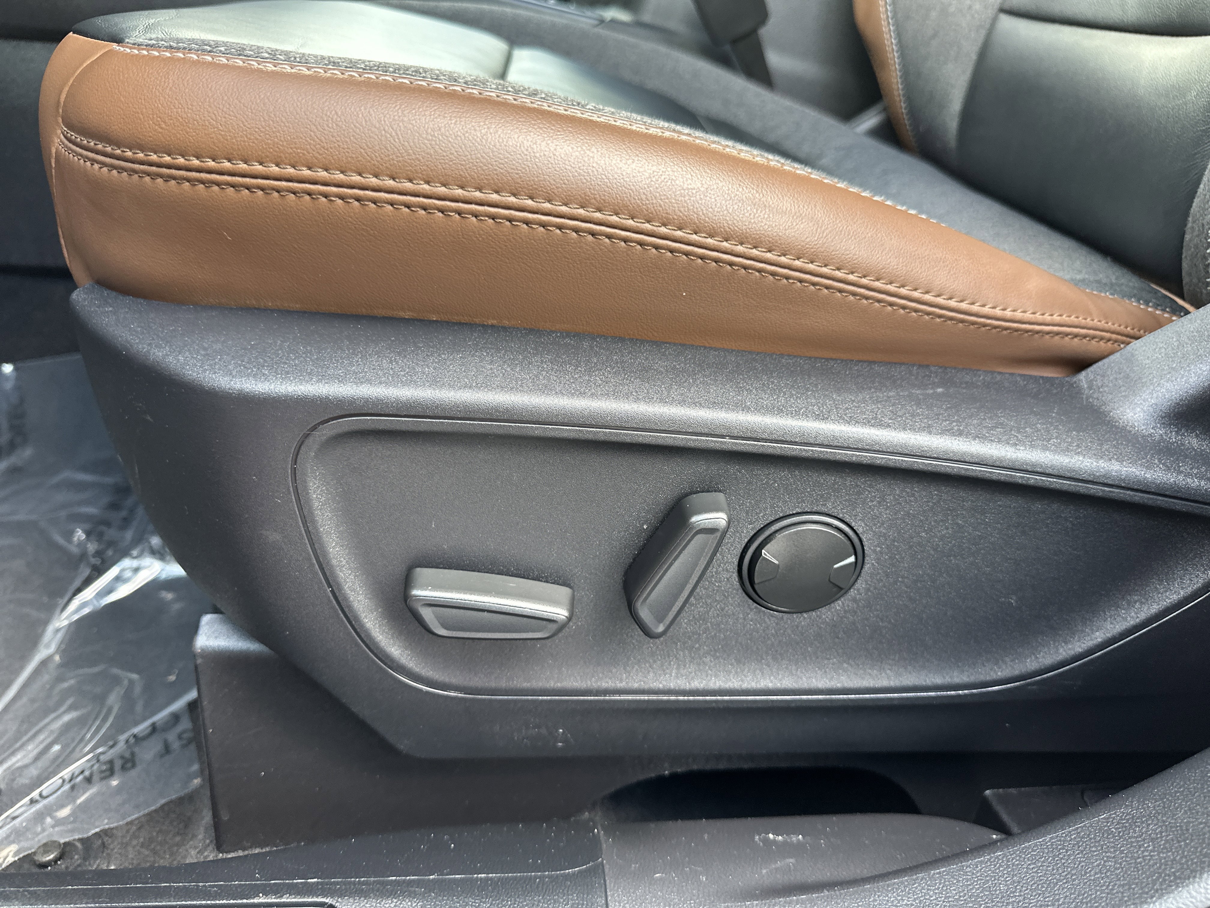 Used 2023 Ford Bronco Sport Outer Banks w/ Tech Package image 12