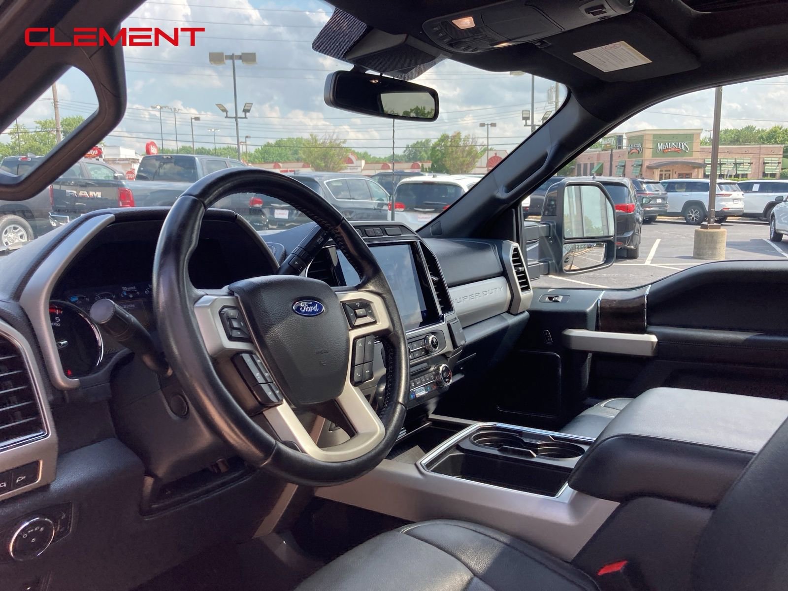 Used 2022 Ford F250 Lariat w/ Black Appearance Pkg image 24