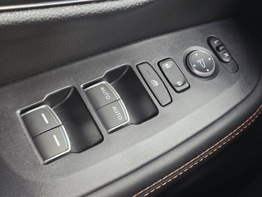 Certified 2027 Honda HR-V Sport image 28