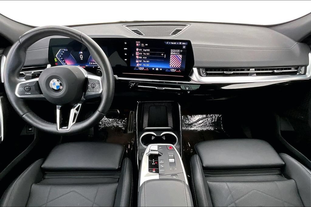 Used 2025 BMW X2 xDrive28i AWD/4WD image 17