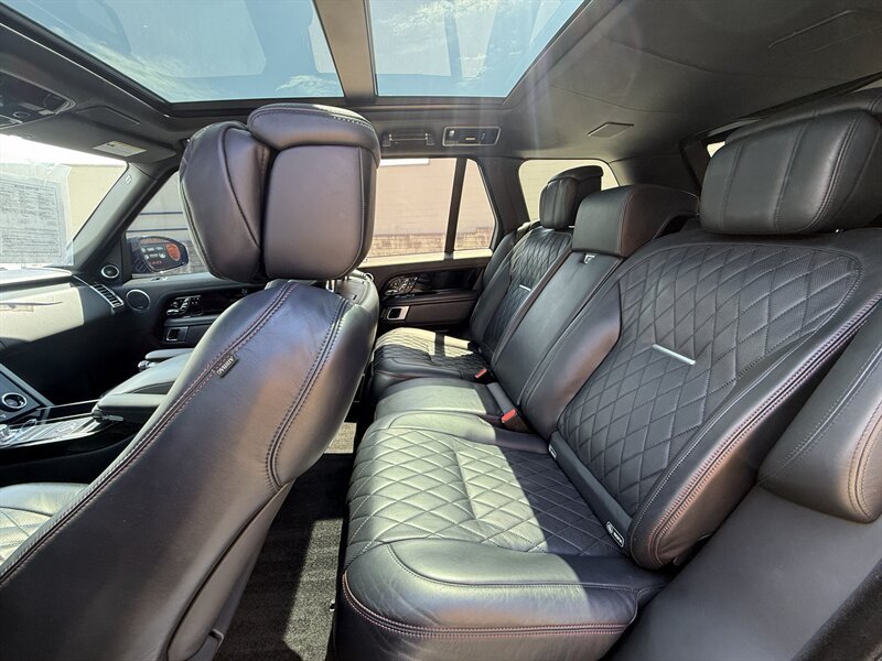 Used 2018 Land Rover Range Rover SV Autobiography Dynamic AWD/4WD image 29