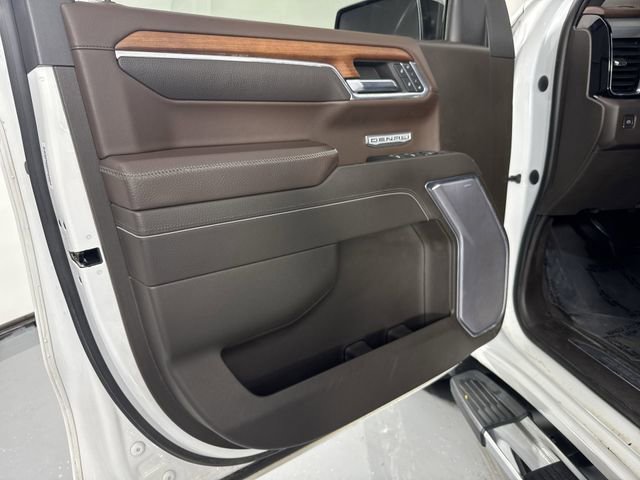 Used 2022 GMC Sierra 1500 Denali w/ Technology Package AWD/4WD image 19