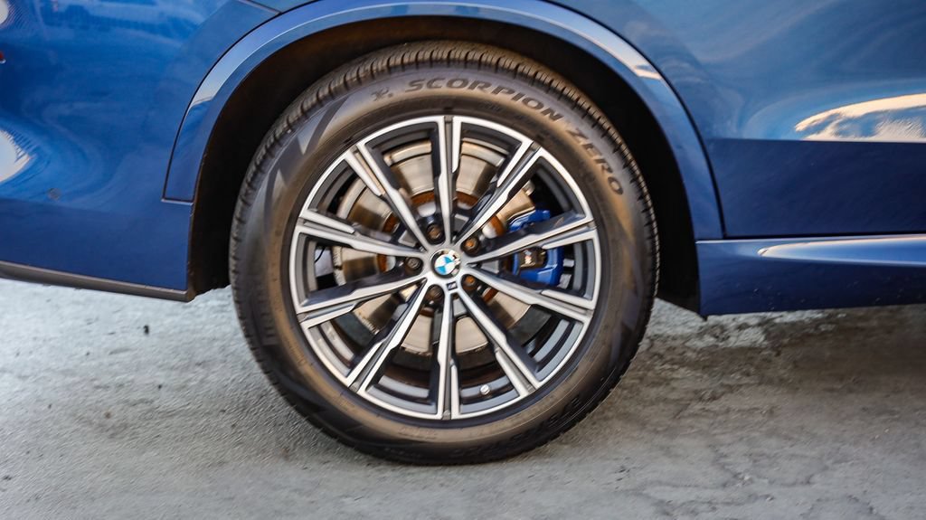 Used 2023 BMW X5 M50i AWD/4WD image 12