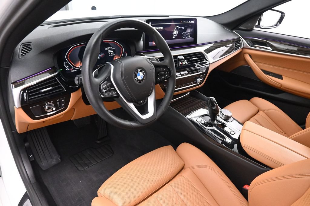 Used 2023 BMW 530i xDrive w/ Premium Package AWD/4WD image 10