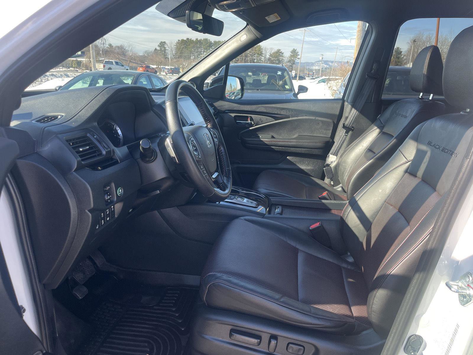 Certified 2023 Honda Ridgeline Black Edition image 9