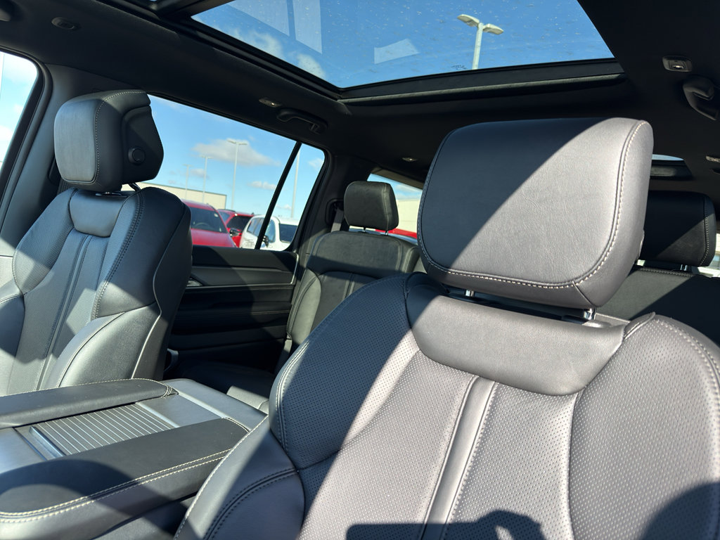 New 2026 Jeep Grand Wagoneer L Limited w/ Premium Group II image 28