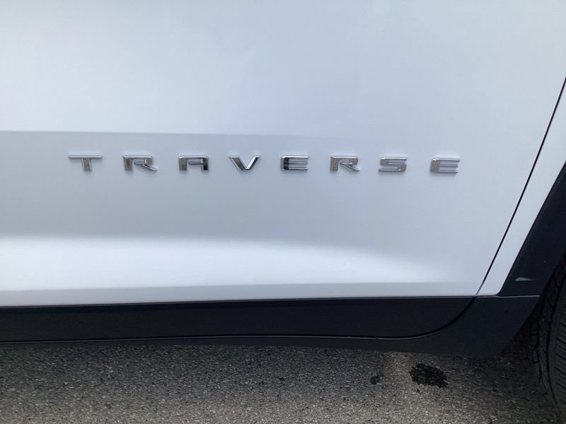 New 2027 Chevrolet Traverse LT w/ Sun and Wheel Package AWD/4WD image 10