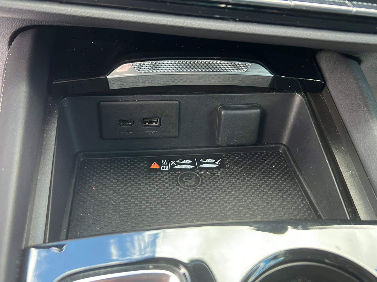Used 2025 Buick Envision Preferred AWD/4WD image 21