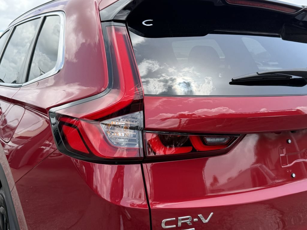 Used 2025 Honda CR-V Sport Touring image 11