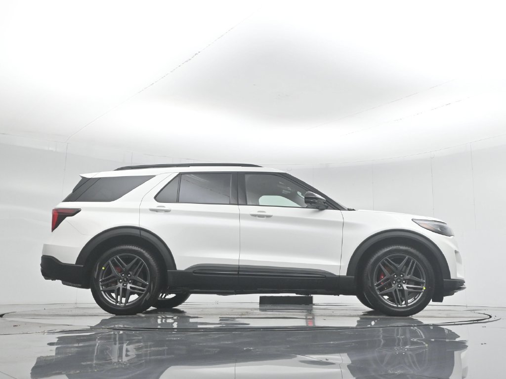 New 2026 Ford Explorer ST w/ Sun And Sound Package AWD/4WD image 49
