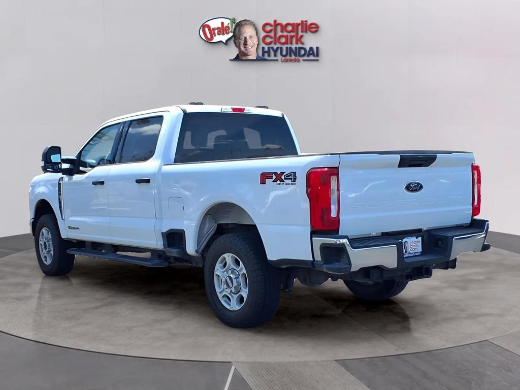 Used 2025 Ford F250 XLT w/ FX4 Off-Road Package AWD/4WD image 3