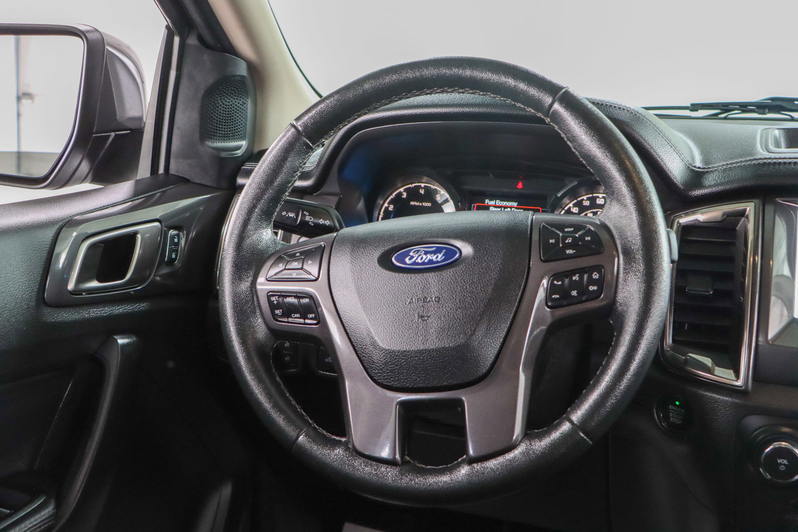 Used 2022 Ford Ranger Lariat w/ Trailer Tow Package AWD/4WD image 13