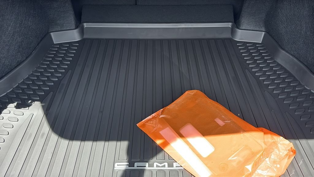 New 2026 Toyota Camry SE FWD image 31
