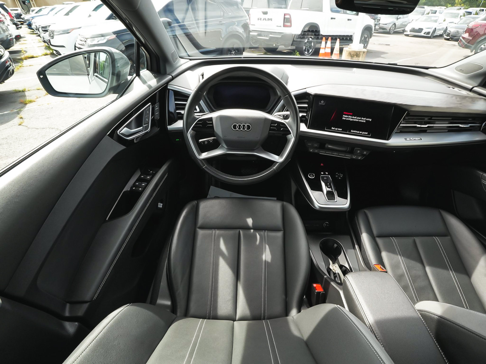 Used 2023 Audi Q4 e-tron Premium Plus w/ Premium Plus AWD/4WD image 41