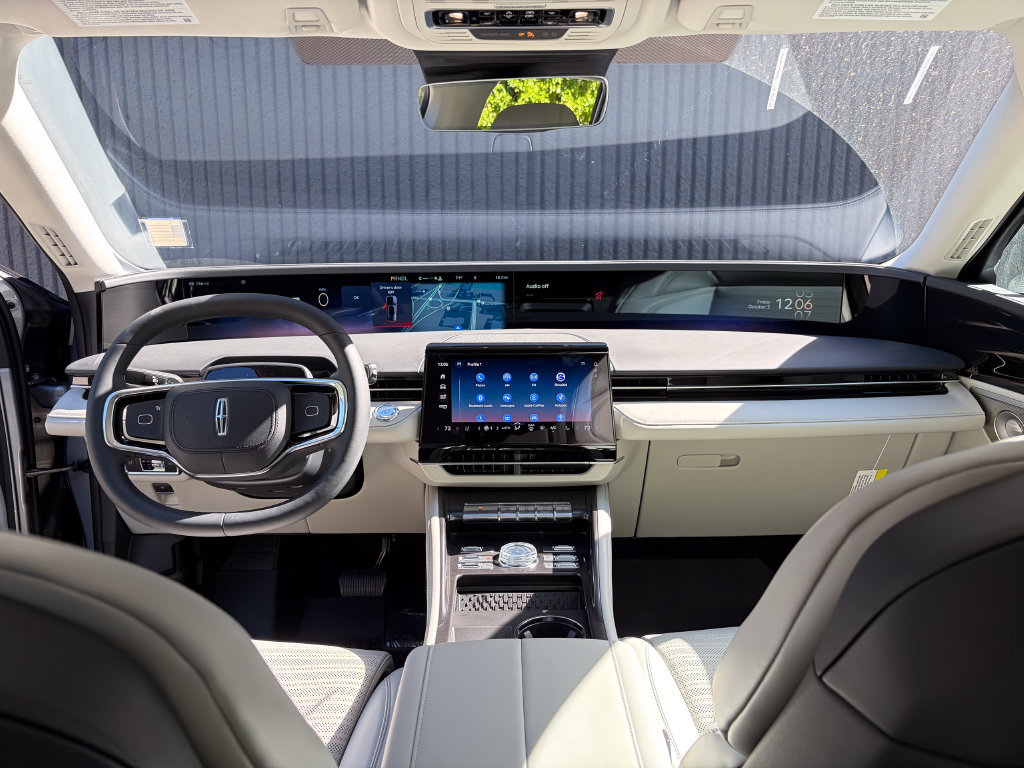 New 2026 Lincoln Nautilus Reserve AWD/4WD image 50