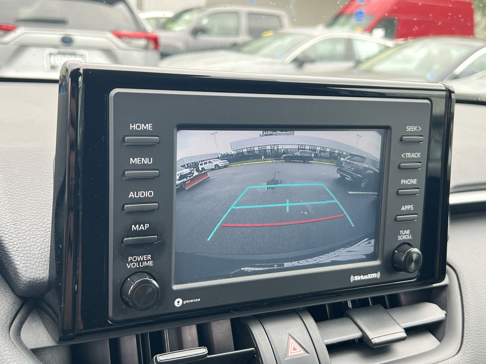 Used 2020 Toyota RAV4 XLE w/ Convenience Package AWD/4WD image 14