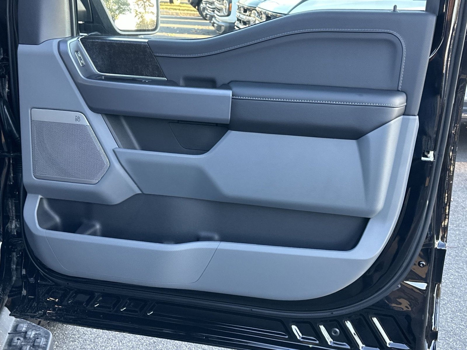 New 2025 Ford F150 Lightning Flash image 38