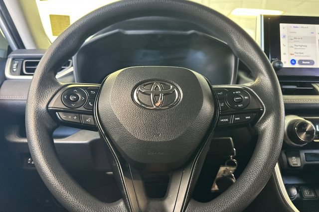 Certified 2025 Toyota RAV4 LE AWD/4WD image 27