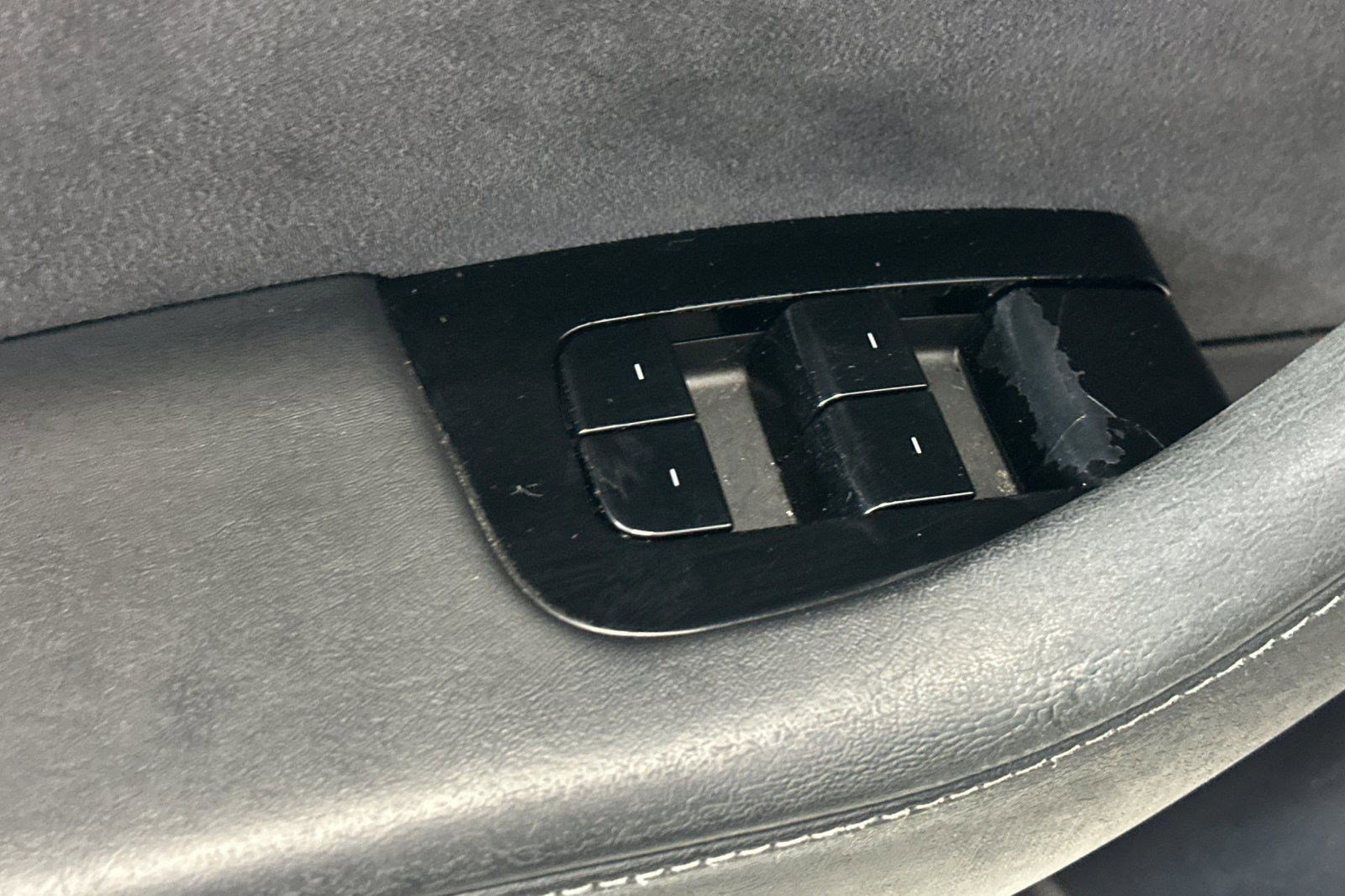 Used 2018 Tesla Model 3 Mid Range RWD image 13