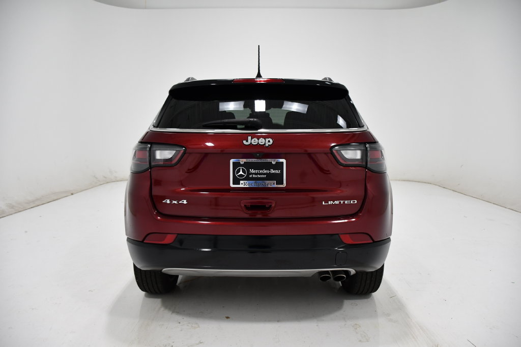 Used 2022 Jeep Compass Limited w/ Elite Group AWD/4WD image 4