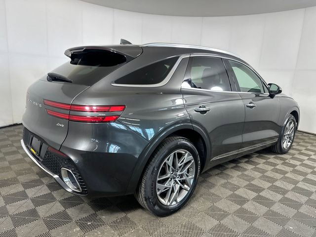 Used 2025 Genesis GV70 2.5T image 3