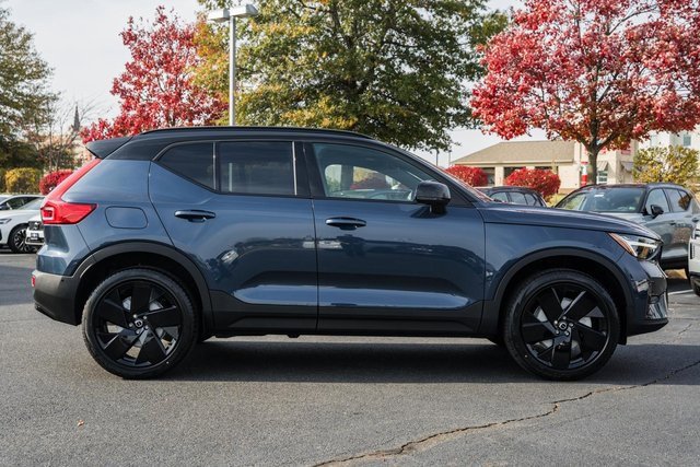 New 2026 Volvo XC40 B5 Ultra w/ Protection Package Premier image 3