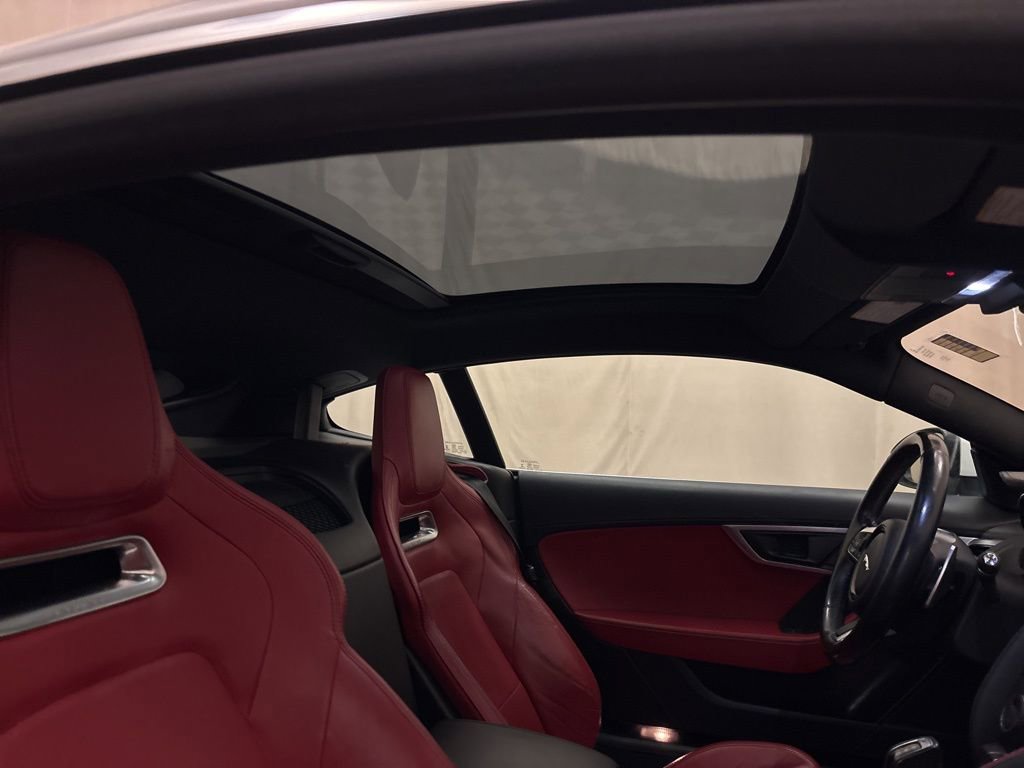 Used 2018 Jaguar F-TYPE Coupe image 23