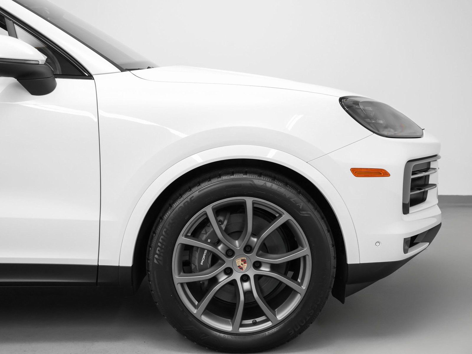 Certified 2025 Porsche Cayenne Coupe AWD/4WD image 14