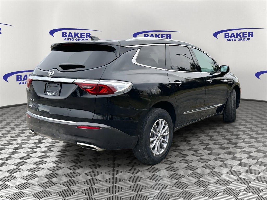 Used 2024 Buick Enclave Premium image 2