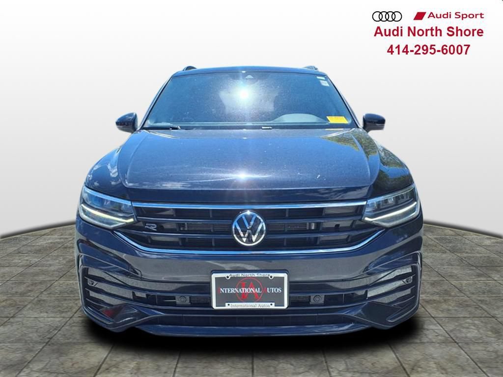 Used 2022 Volkswagen Tiguan SE R-Line AWD/4WD image 6