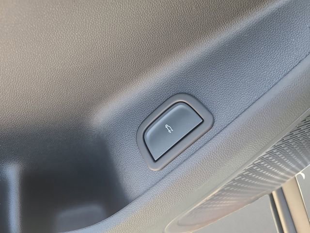 New 2026 Chevrolet Traverse LT image 19