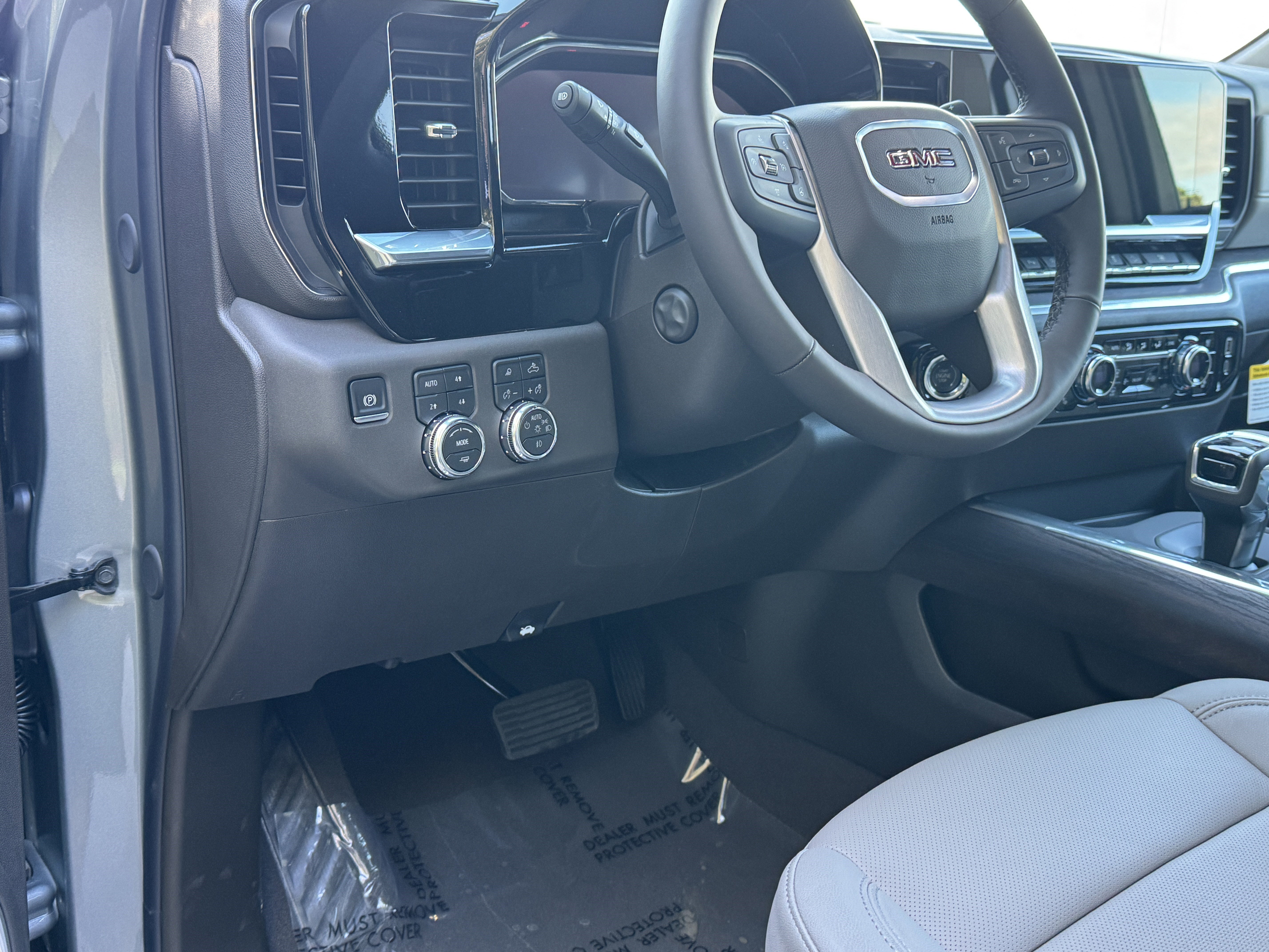 New 2026 GMC Sierra 1500 SLT w/ SLT Premium Plus Package image 46