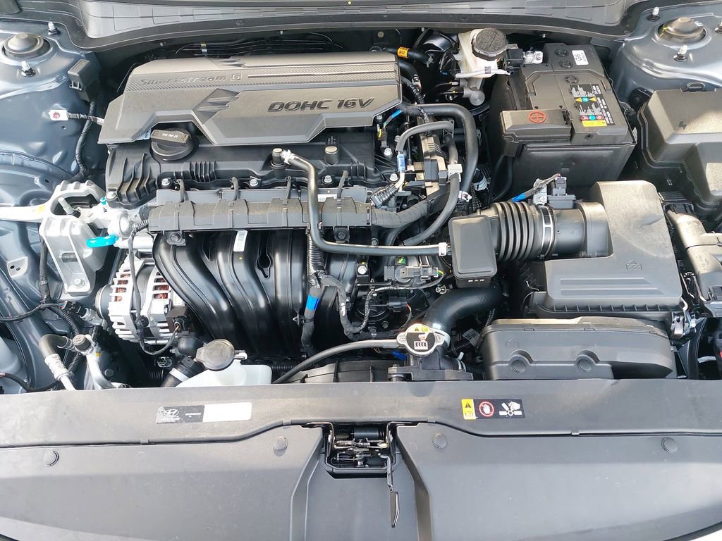 Certified 2025 Hyundai Elantra SEL w/ Cargo Package image 31