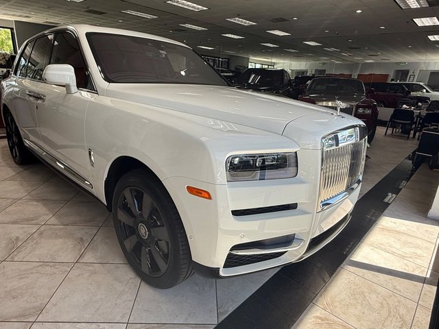 Used 2019 Rolls-Royce Cullinan AWD/4WD image 43