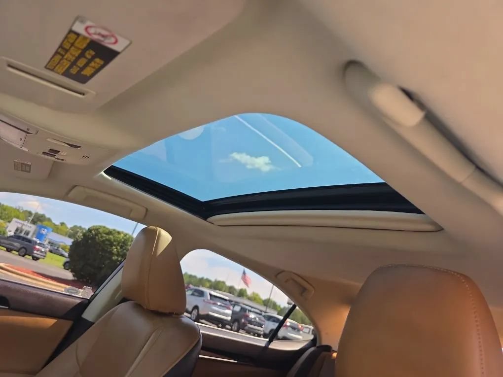 Used 2018 Lexus ES 350 w/ Luxury Package w/Wood Trim FWD image 16