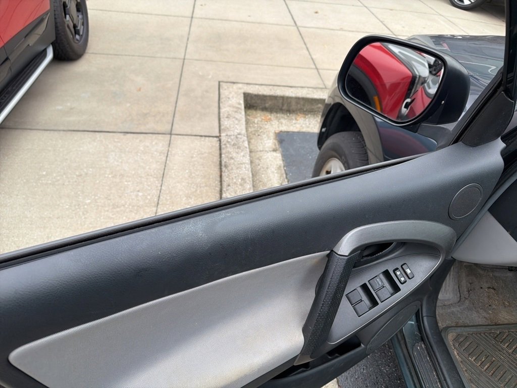 Used 2012 Toyota RAV4 4WD image 8