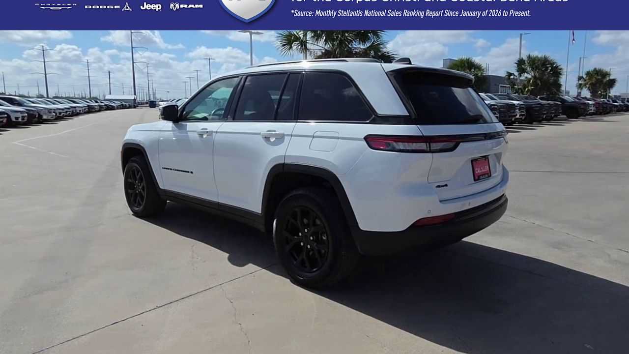 Used 2024 Jeep Grand Cherokee Altitude AWD/4WD image 6