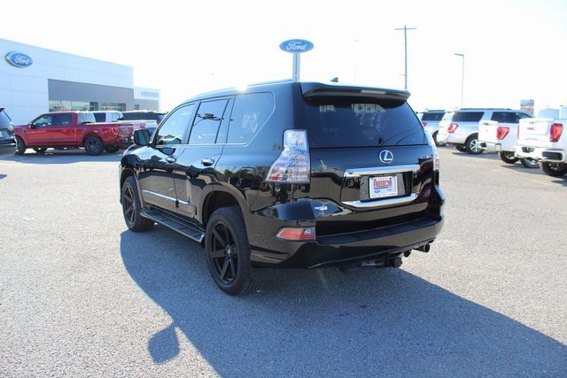 Used 2017 Lexus GX 460 image 11