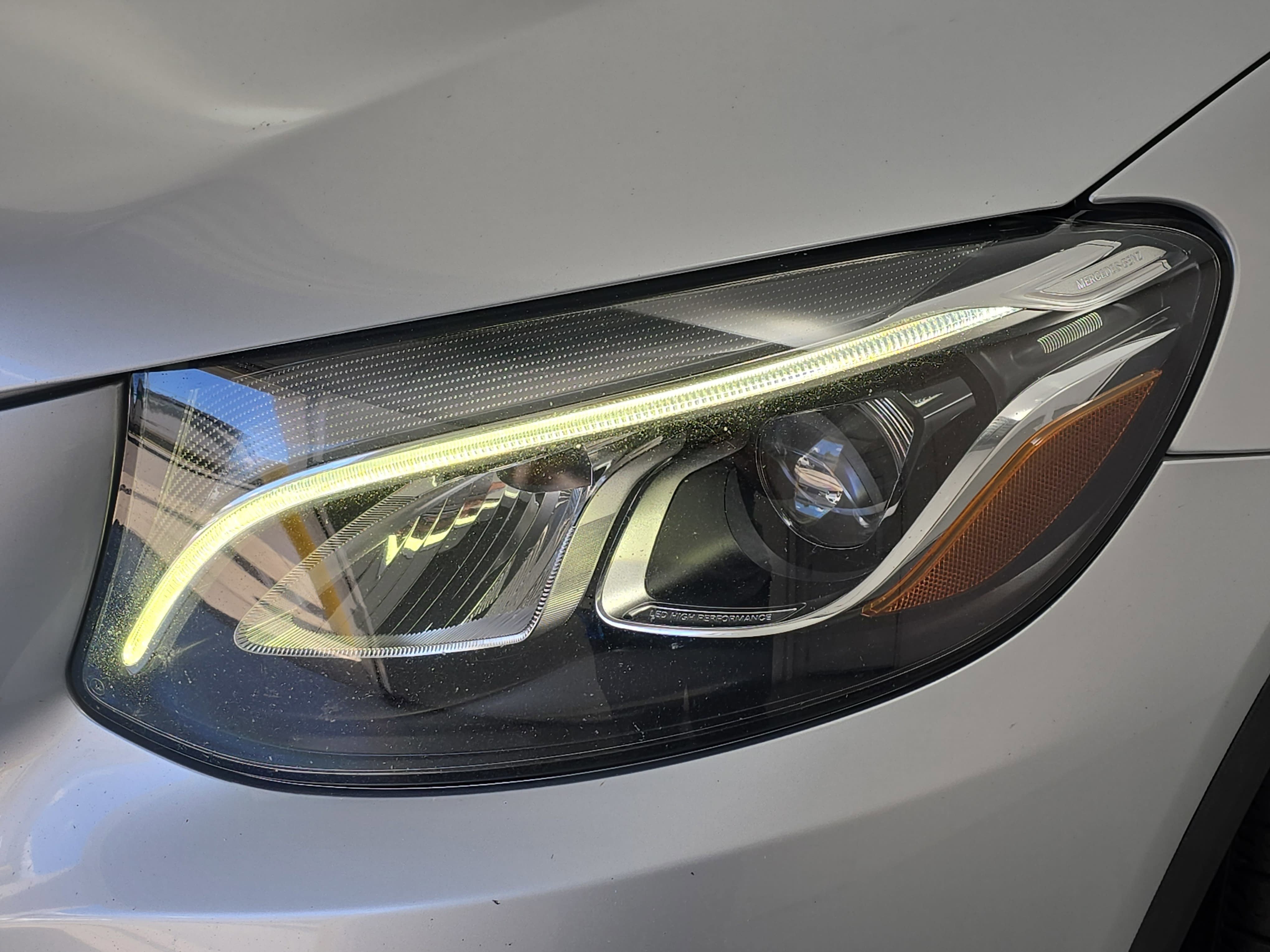 Used 2019 Mercedes-Benz GLC 350e 4MATIC image 30