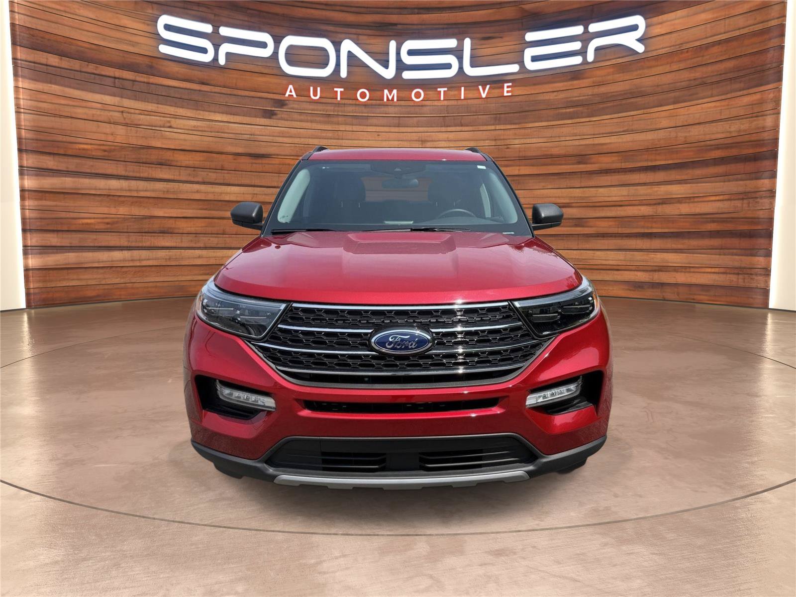 Used 2023 Ford Explorer XLT w/ Equipment Group 202A AWD/4WD image 10