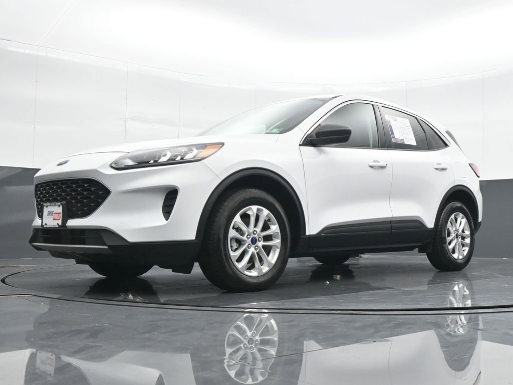 Used 2022 Ford Escape SE image 17