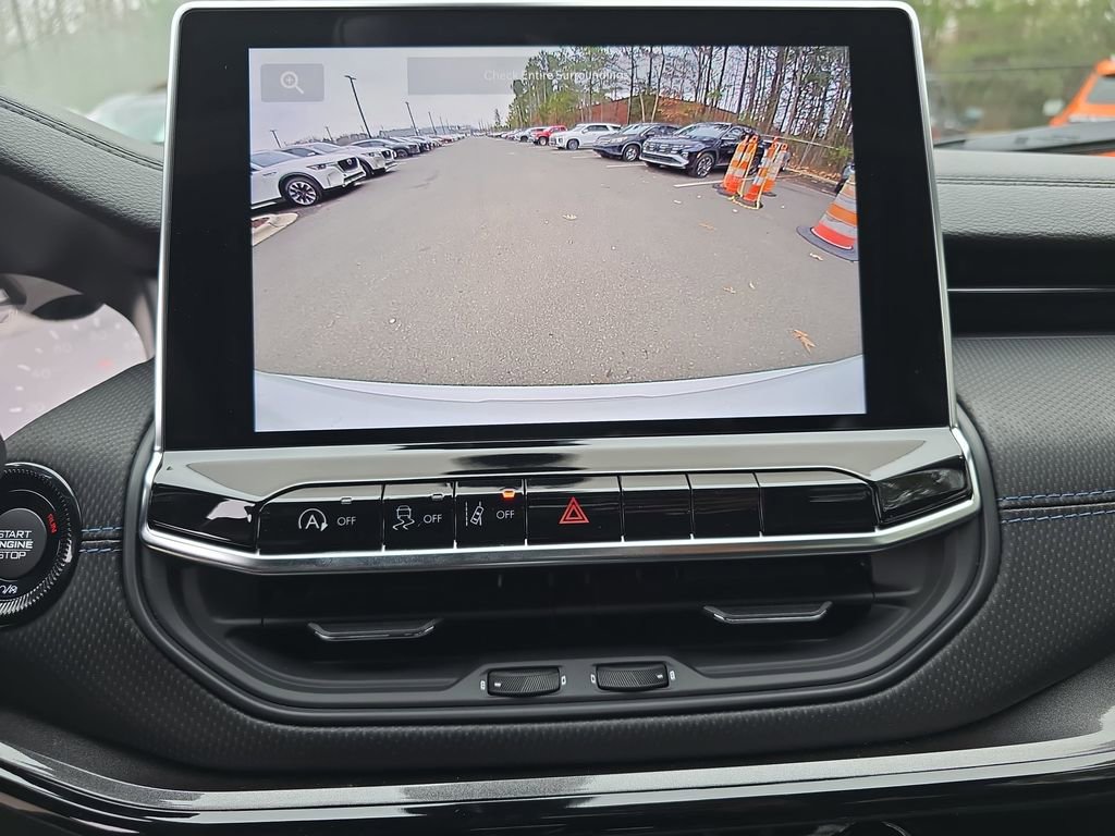 New 2026 Jeep Compass Latitude image 24