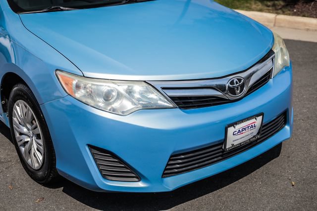 Used 2012 Toyota Camry LE FWD image 8