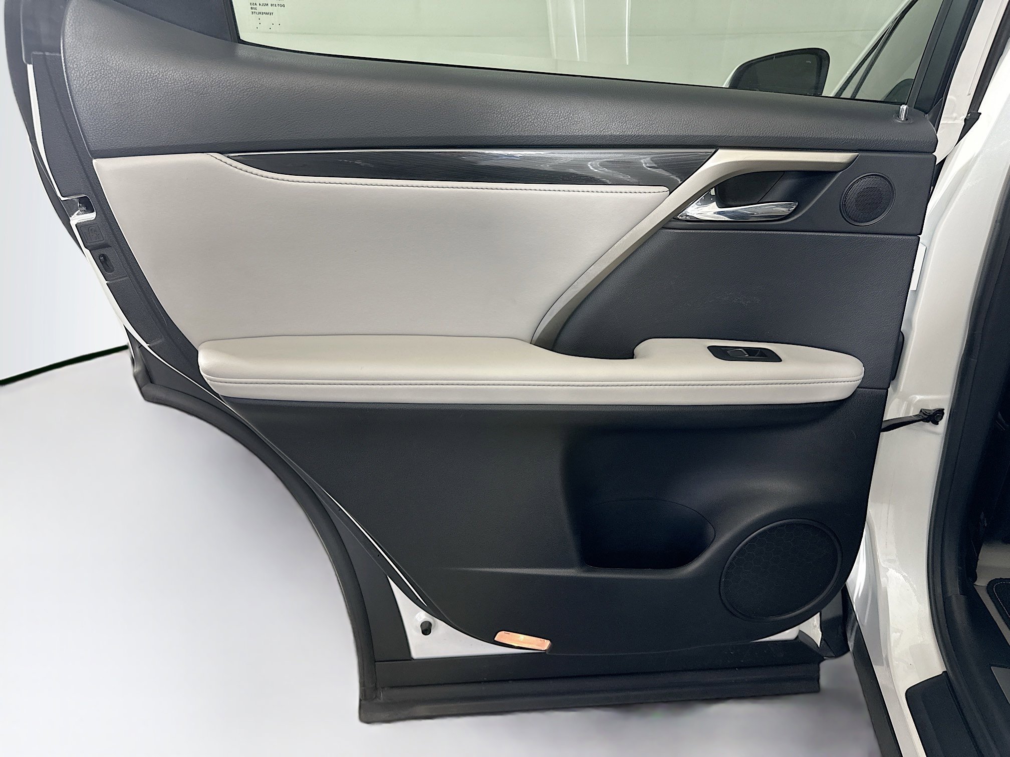 Used 2019 Lexus RX 350 FWD w/ Accessory Package image 24
