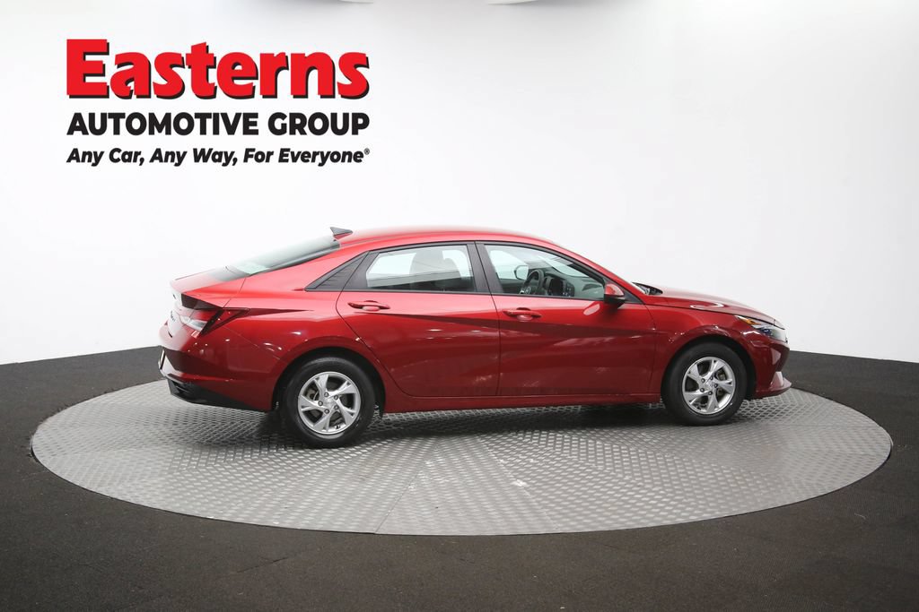 Used 2023 Hyundai Elantra SE FWD image 43