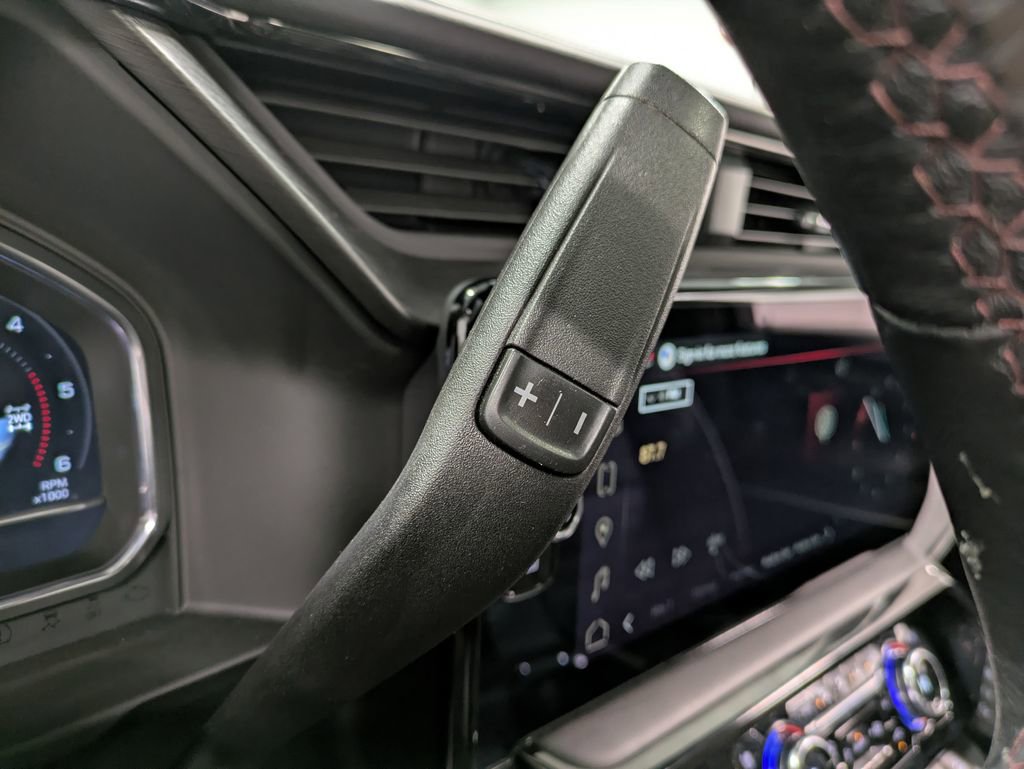 Used 2025 GMC Sierra 2500 AT4X image 19